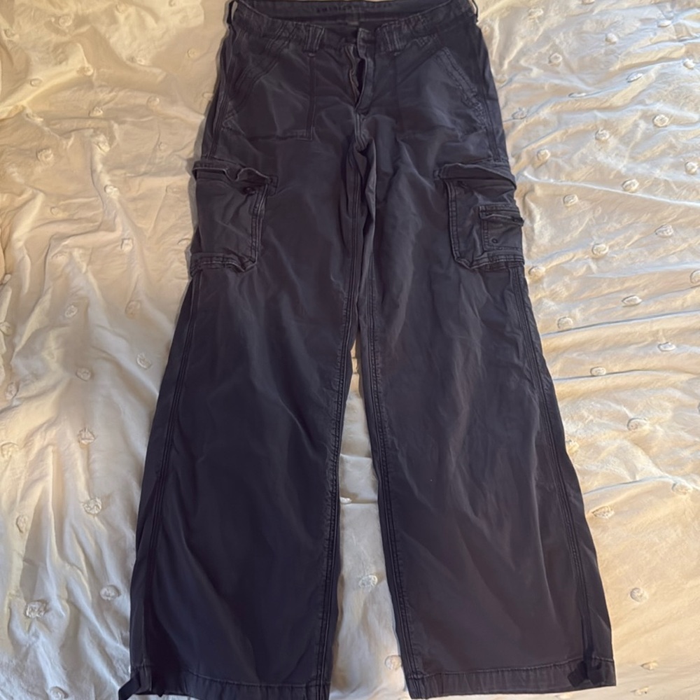 American Eagle cargo pants